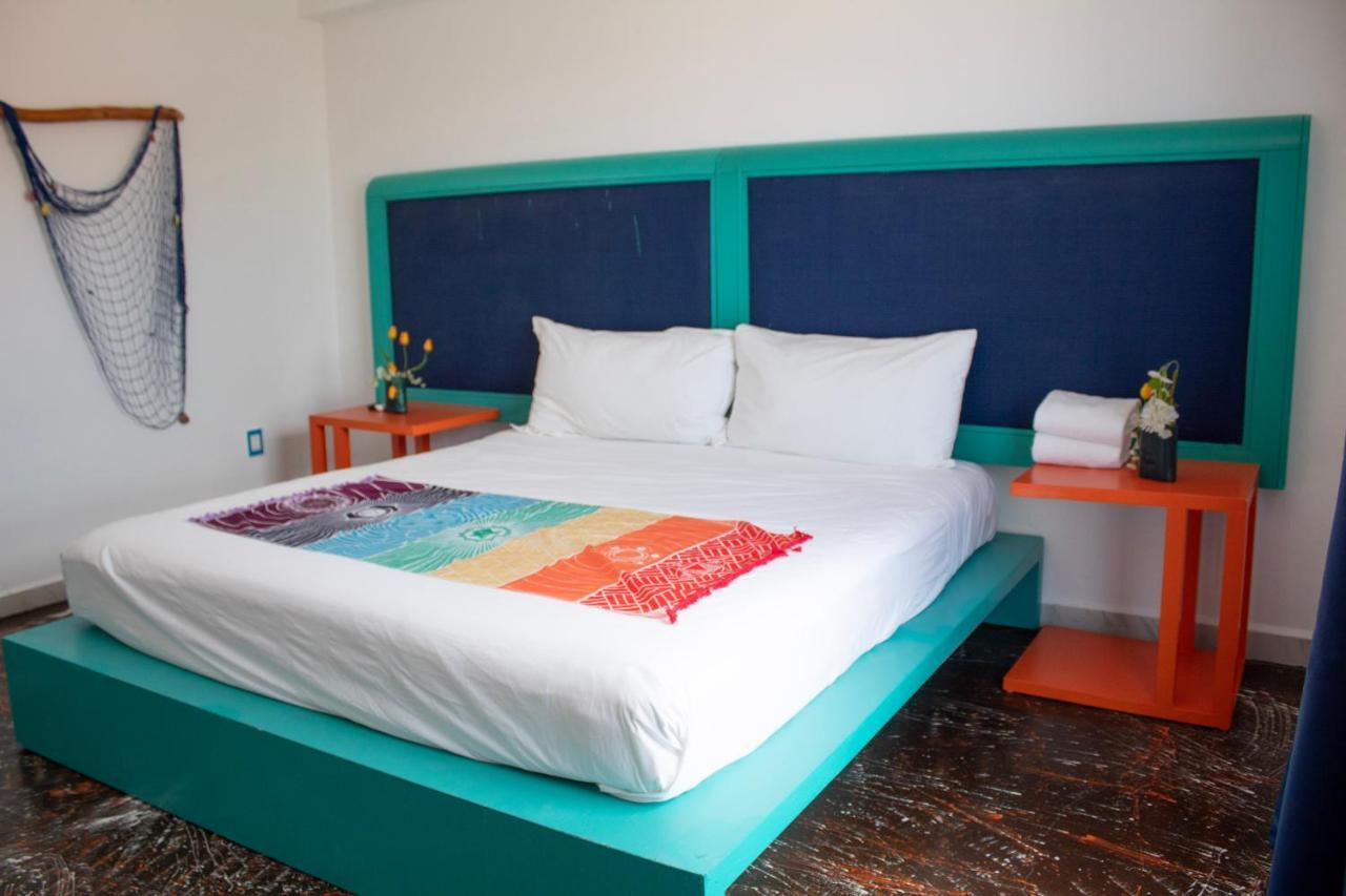 Esduma La Perla Hotel Isla Mujeres Exterior photo