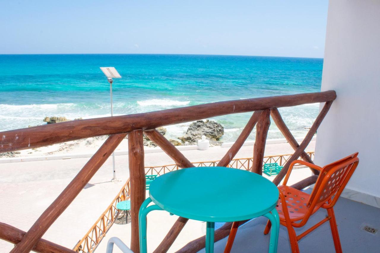 Esduma La Perla Hotel Isla Mujeres Exterior photo
