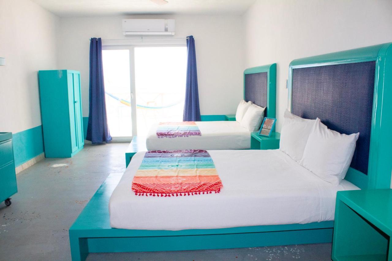 Esduma La Perla Hotel Isla Mujeres Exterior photo