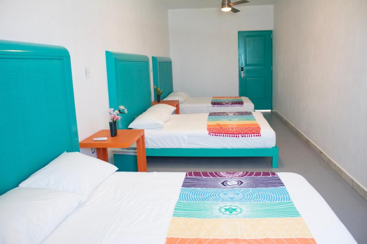 Esduma La Perla Hotel Isla Mujeres Exterior photo