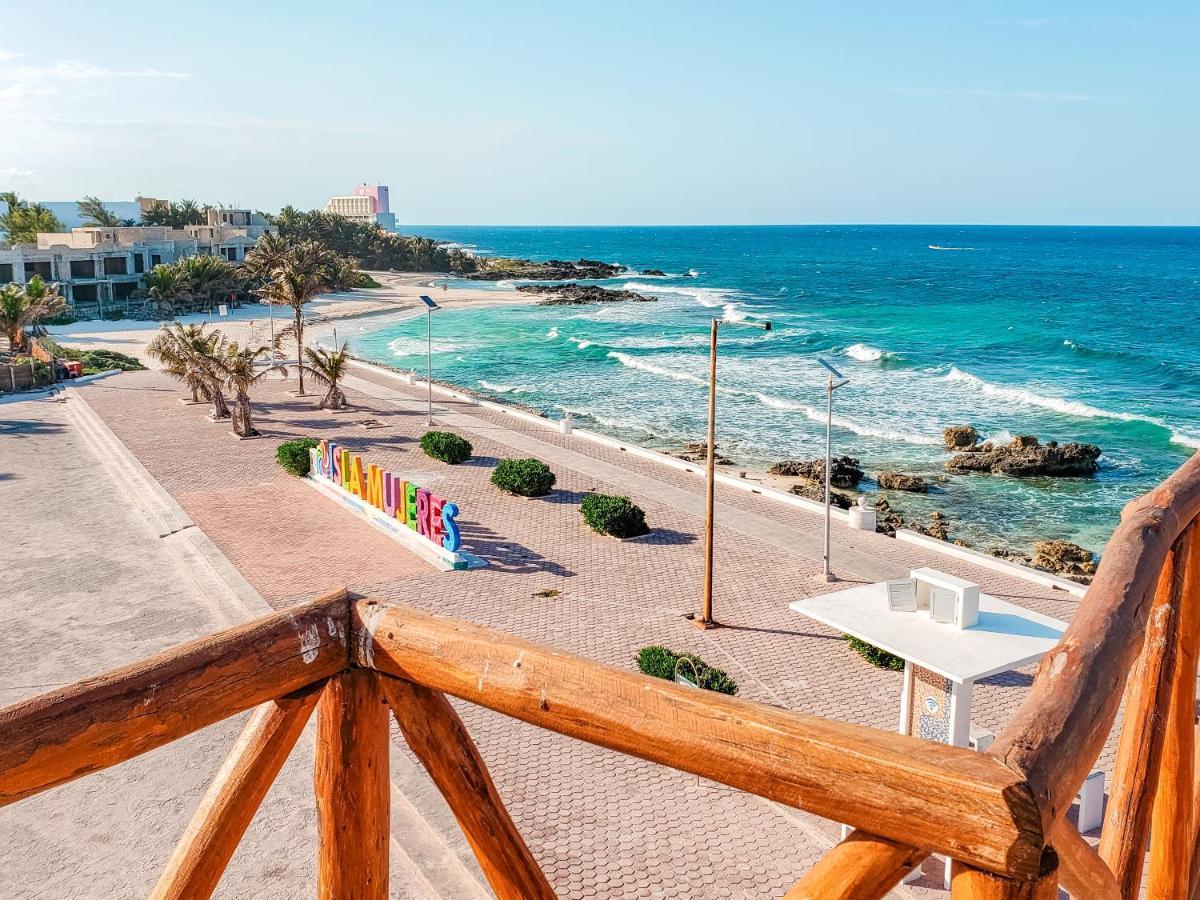 Esduma La Perla Hotel Isla Mujeres Exterior photo