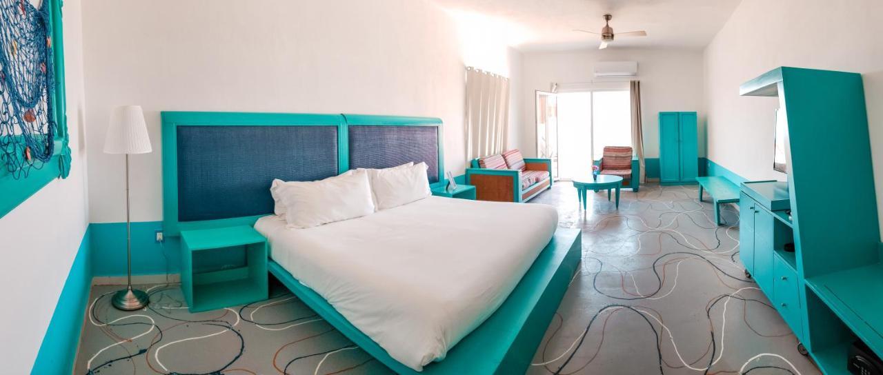 Esduma La Perla Hotel Isla Mujeres Exterior photo