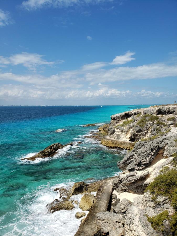 Esduma La Perla Hotel Isla Mujeres Exterior photo